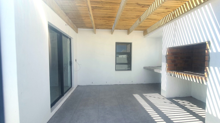 3 Bedroom Property for Sale in Shelley Point Western Cape